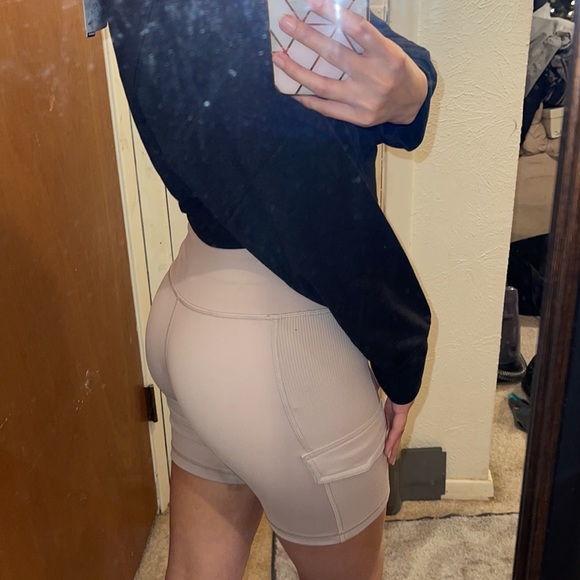 AERIE OFFLINE Goals Ribbed 7" Cargo Pocket Bike Short Sz M - Picture 10 of 10